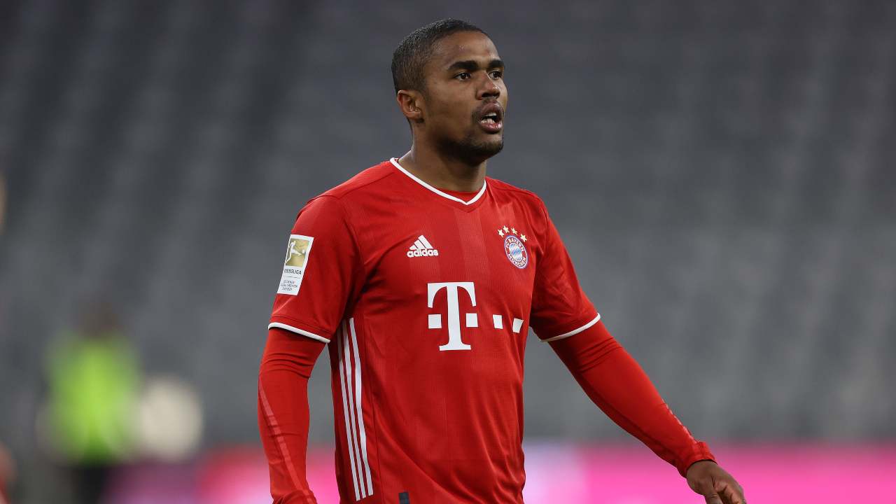 Douglas Costa