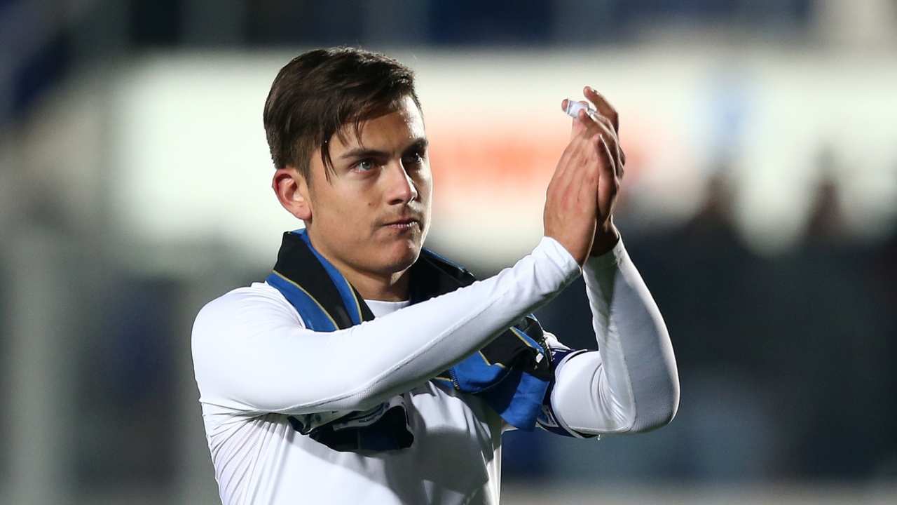 Dybala saluta tutti - foto LaPresse