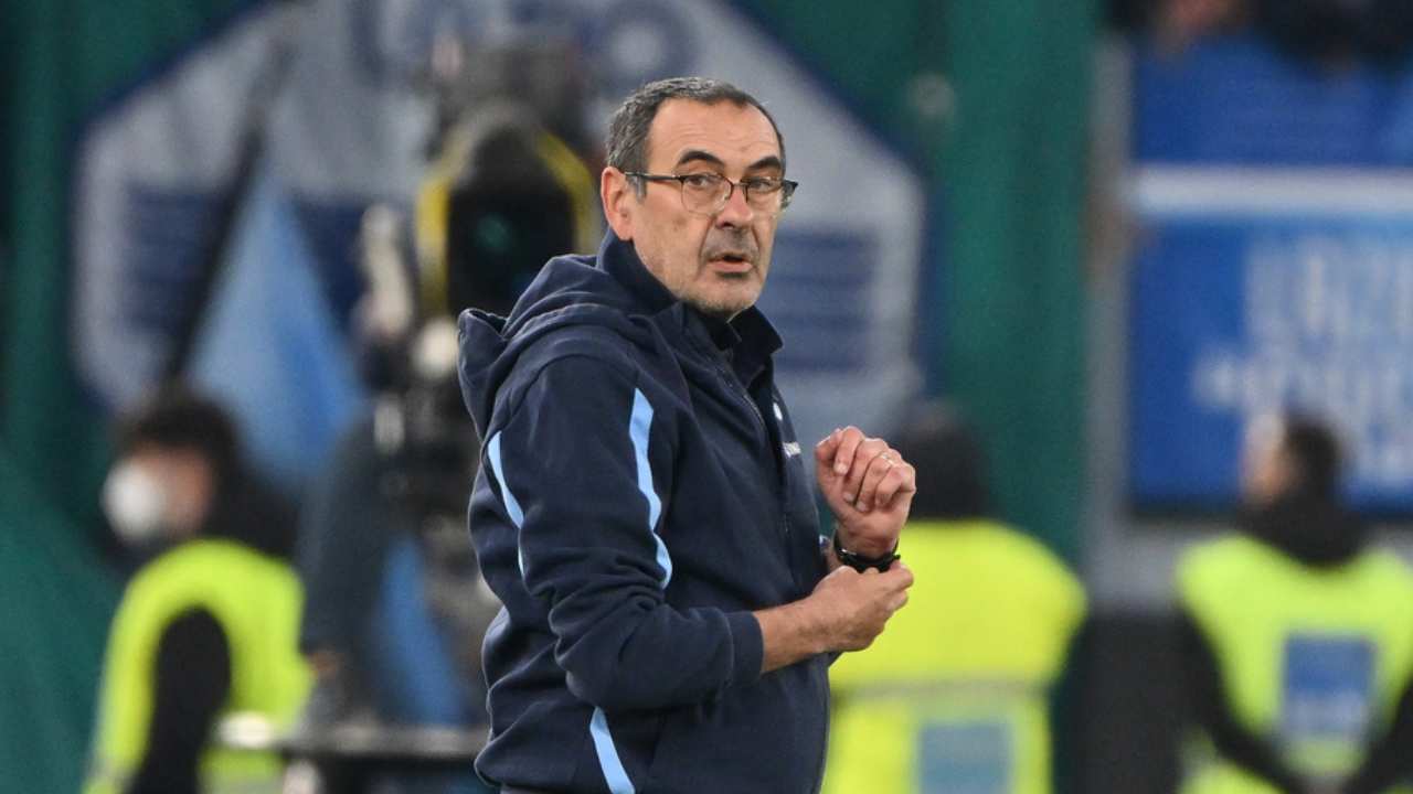 Sarri di profilo - foto LaPresse