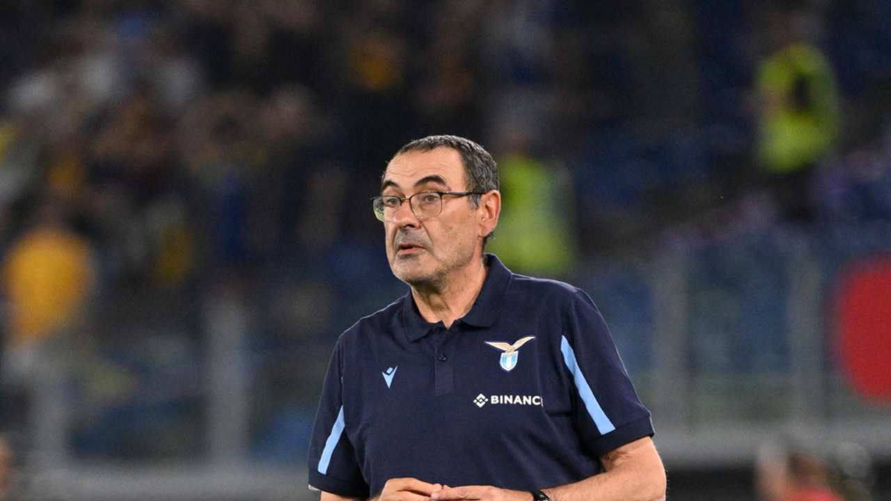 Sarri guarda match foto LaPResse