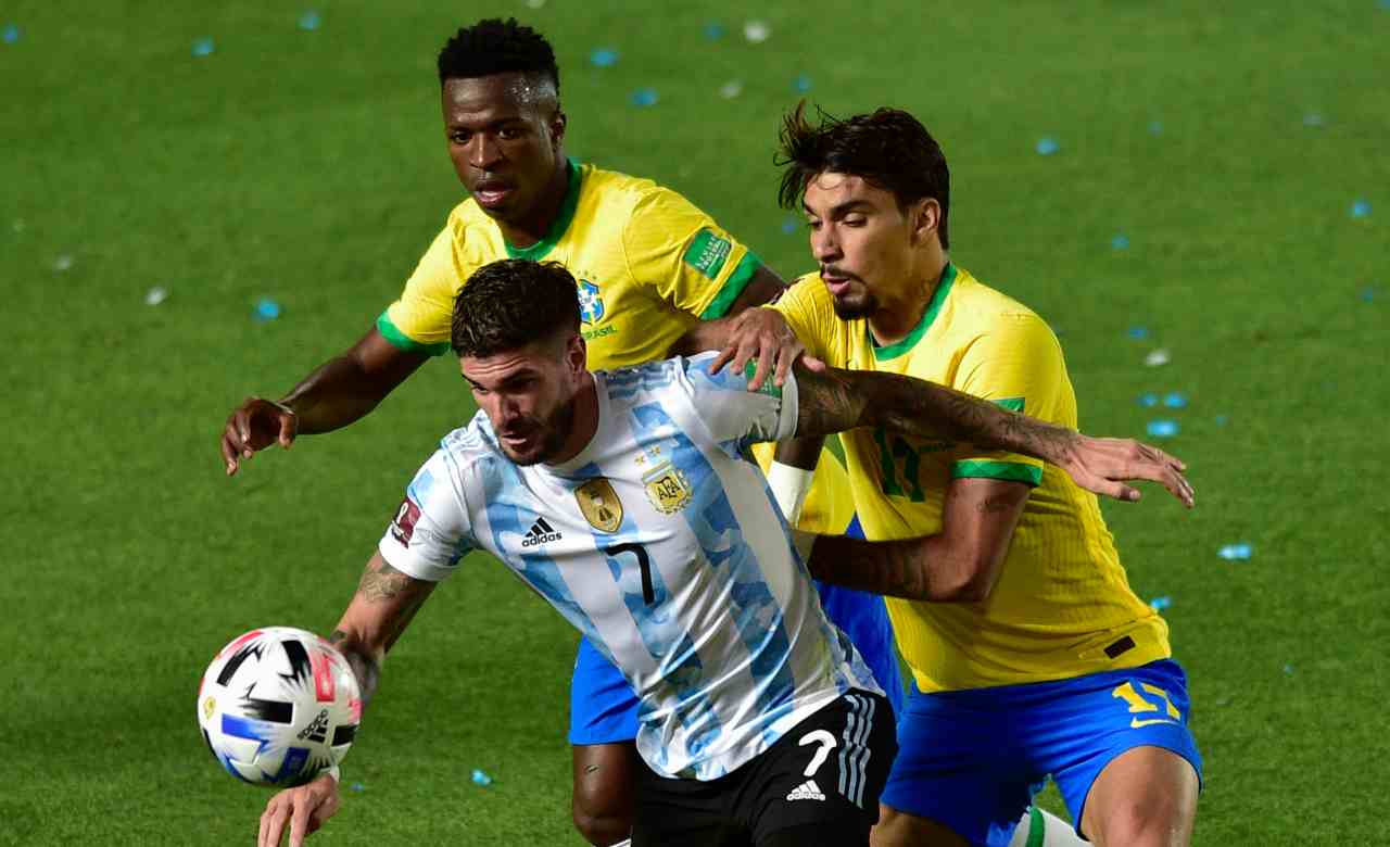 La sfida tra Brasile e Argentina andrà recuperata (LaPresse)