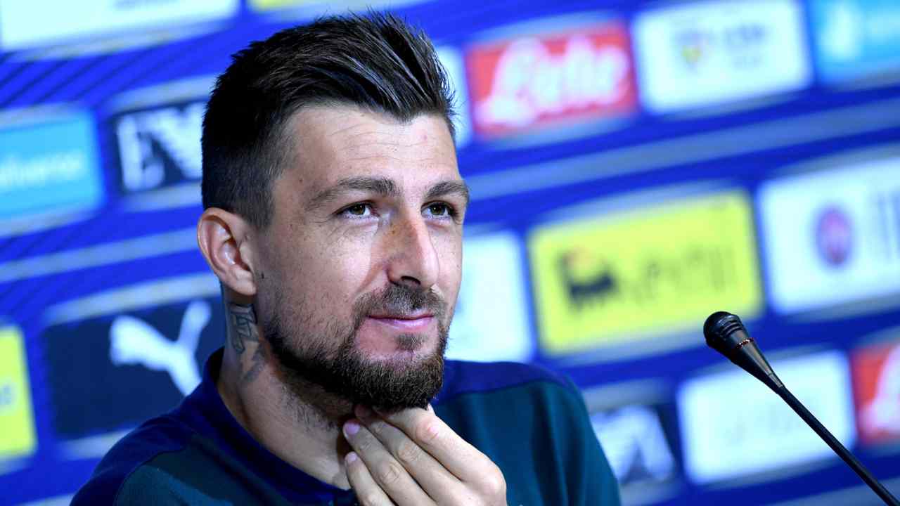 acerbi in conferenza - foto LaPresse