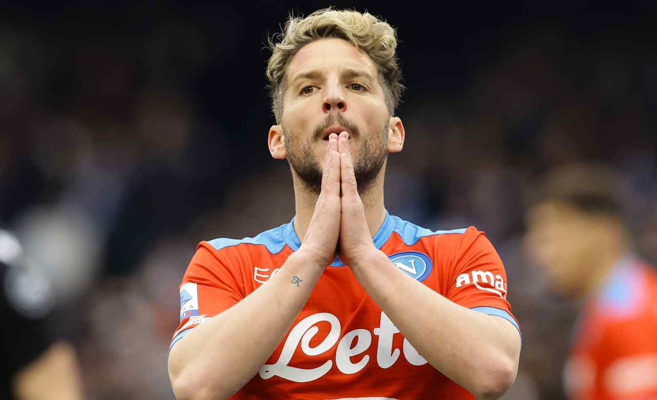 Mertens è tra le alternative della Juventus per rinforzare l'attacco (LaPresse)