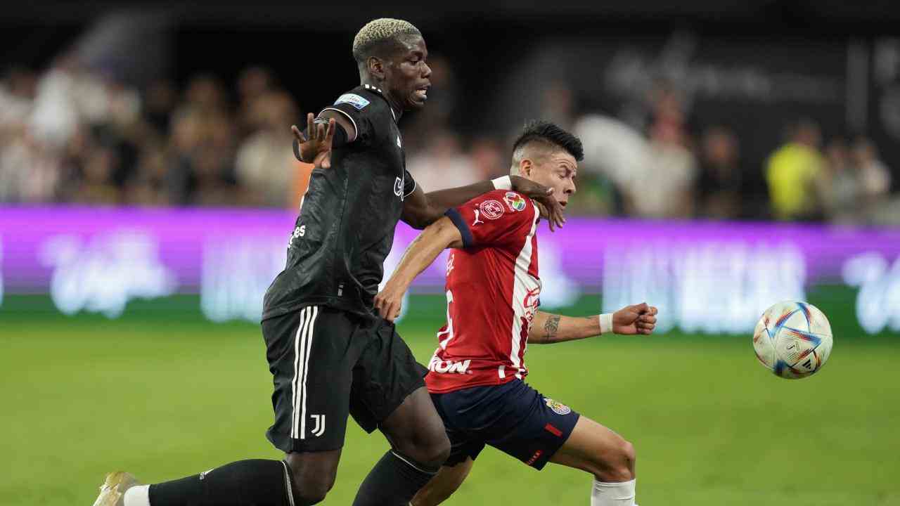 pogba in campo foto LaPresse