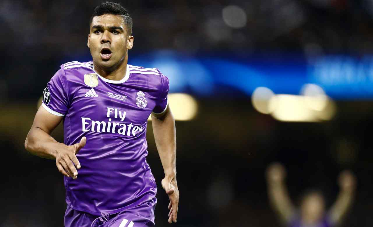 Casemiro è l'ultima idea del Manchester United sotto esplicita richiesta di ten Hag (Lapresse)