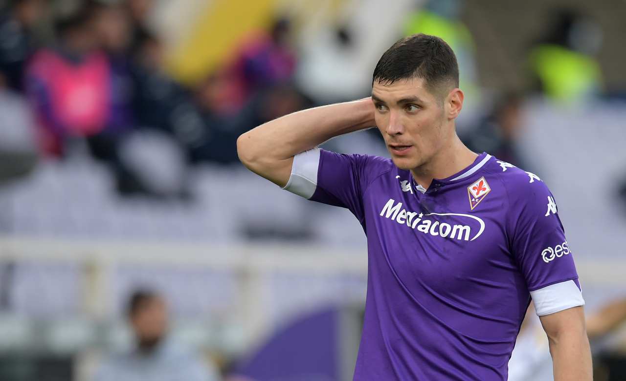 Milenkovic pronto a dire addio alla Fiorentina, scelto il sostituto (LaPresse)