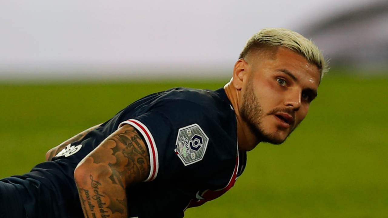 icardi a terra foto Lapresse