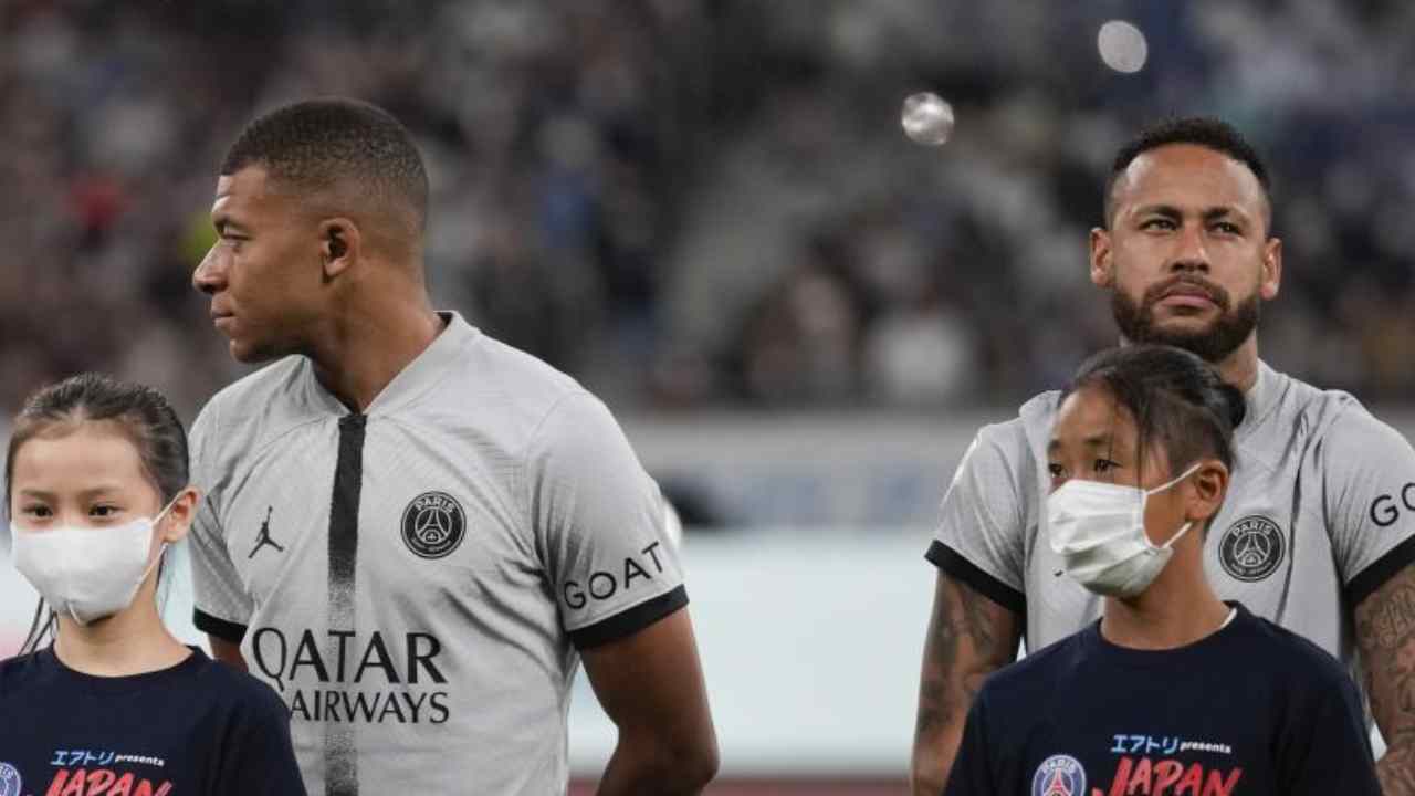 Mbappe e Neymar foto laPresse