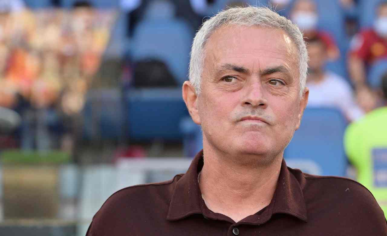 Mourinho aspetta un regalo dalla società per la prossima estate (LaPresse)