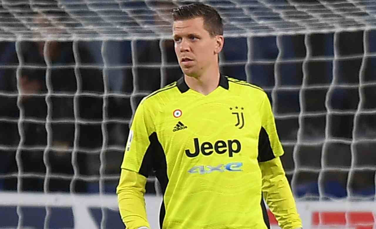 Sky Sport annuncia i tempi di recupero di Szczesny (LaPresse)