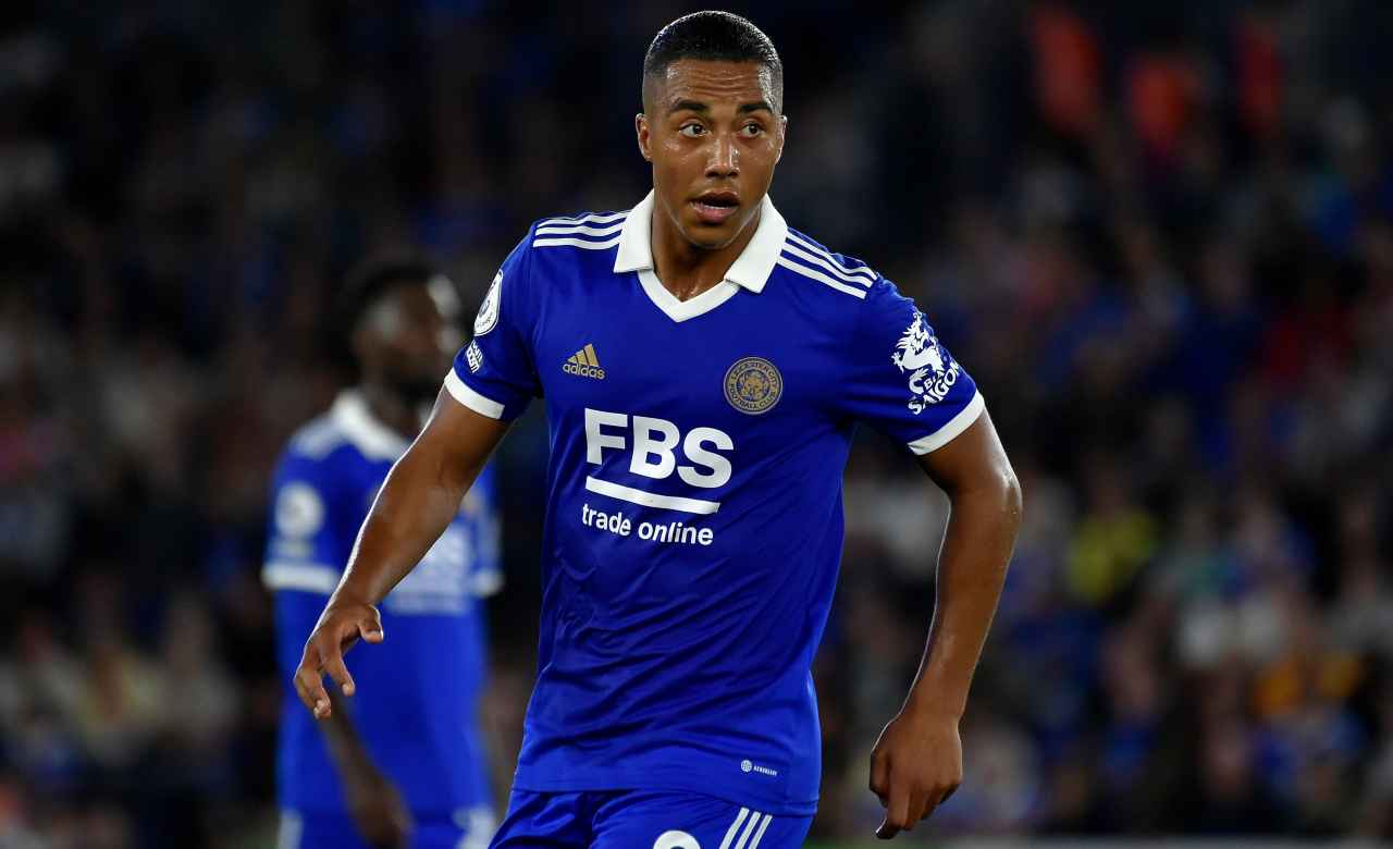 Tielemans finito nel mirino dell'Inter che lo punta a zero nel 2023 (LaPresse)