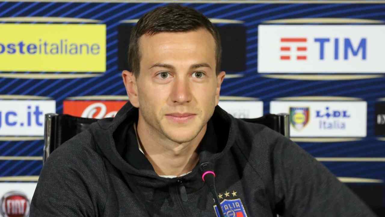 bernardeschi in conferenza foto LaPresse