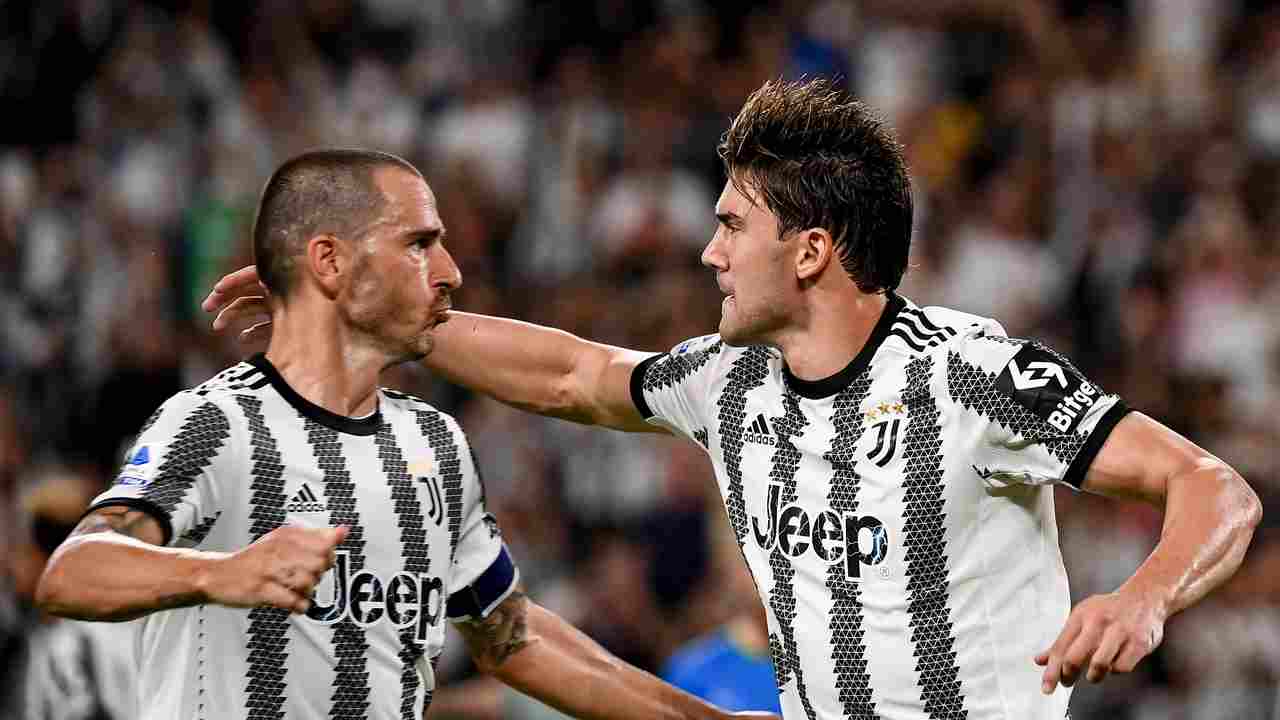 Bonucci e Vlahovic foto LaPresse