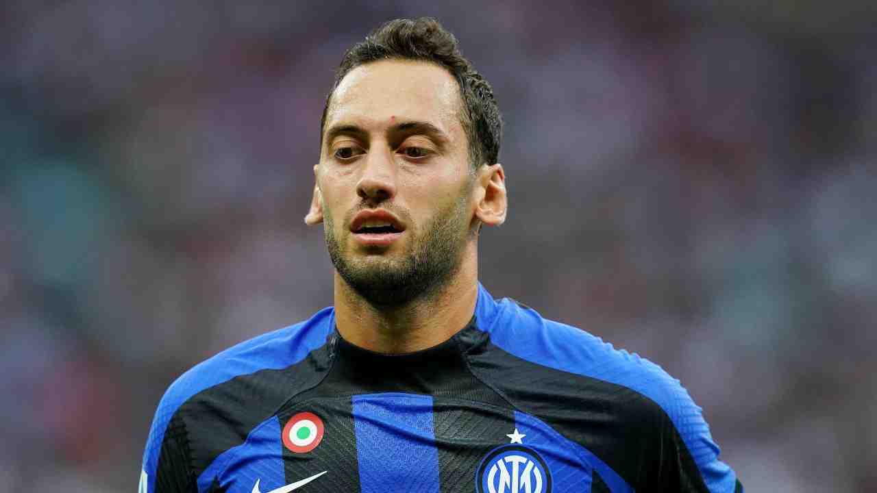 calhanoglu foto LaPresse