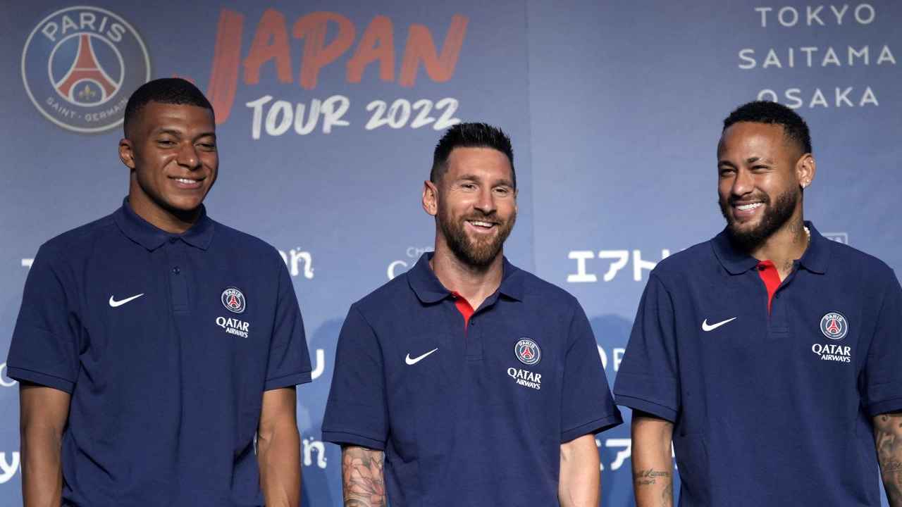 mbappè messi e neymar foto Lapresse