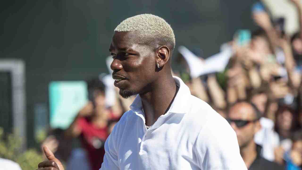 pogba rientra a torino foto LaPresse