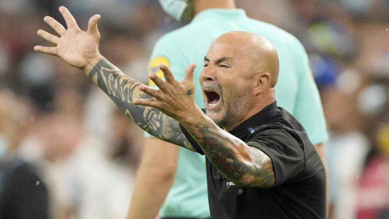 Sampaoli grintoso - foto LaPresse