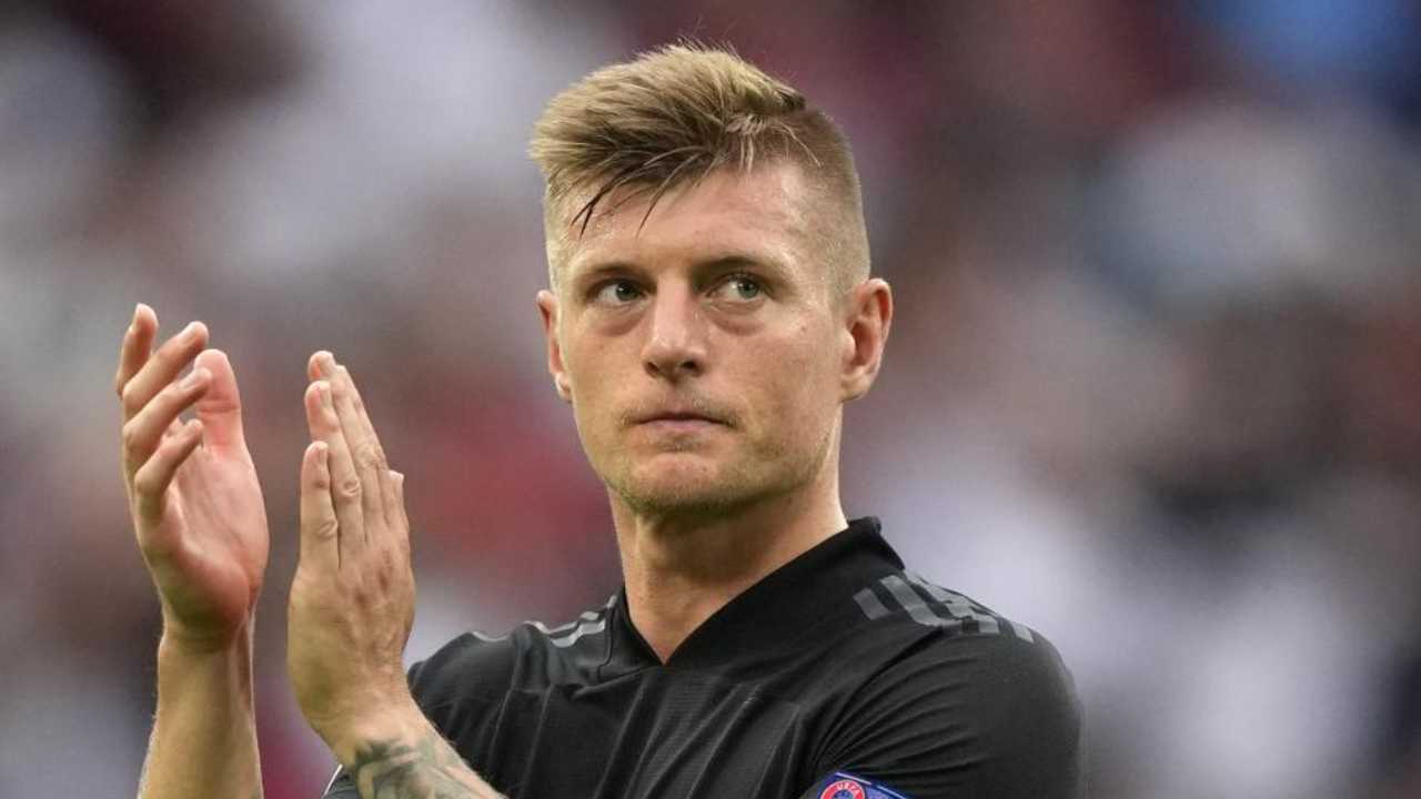 toni kroos con germania foto LaPresse