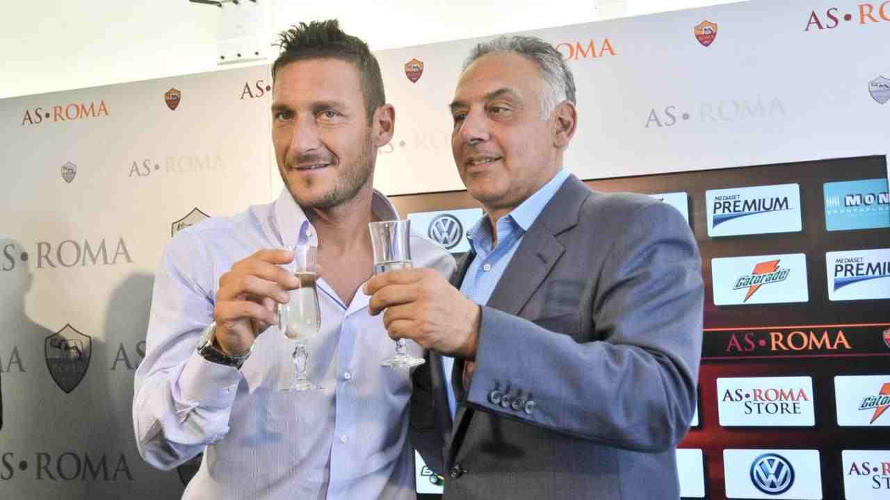 totti e pallotta - foto LaPresse