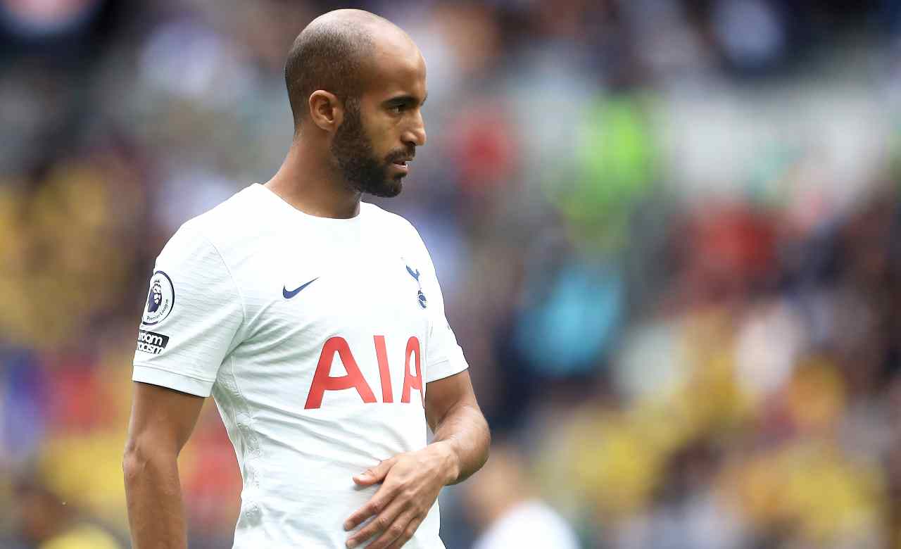 Lucas Moura tra i papabili giocatori monitorati dalla Roma (LaPresse)