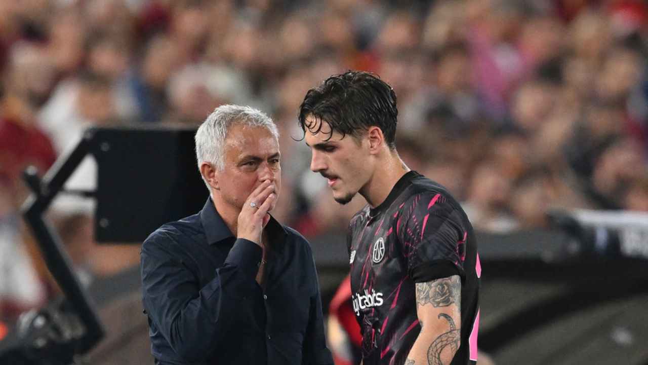 Mourinho e Zaniolo foto LaPresse