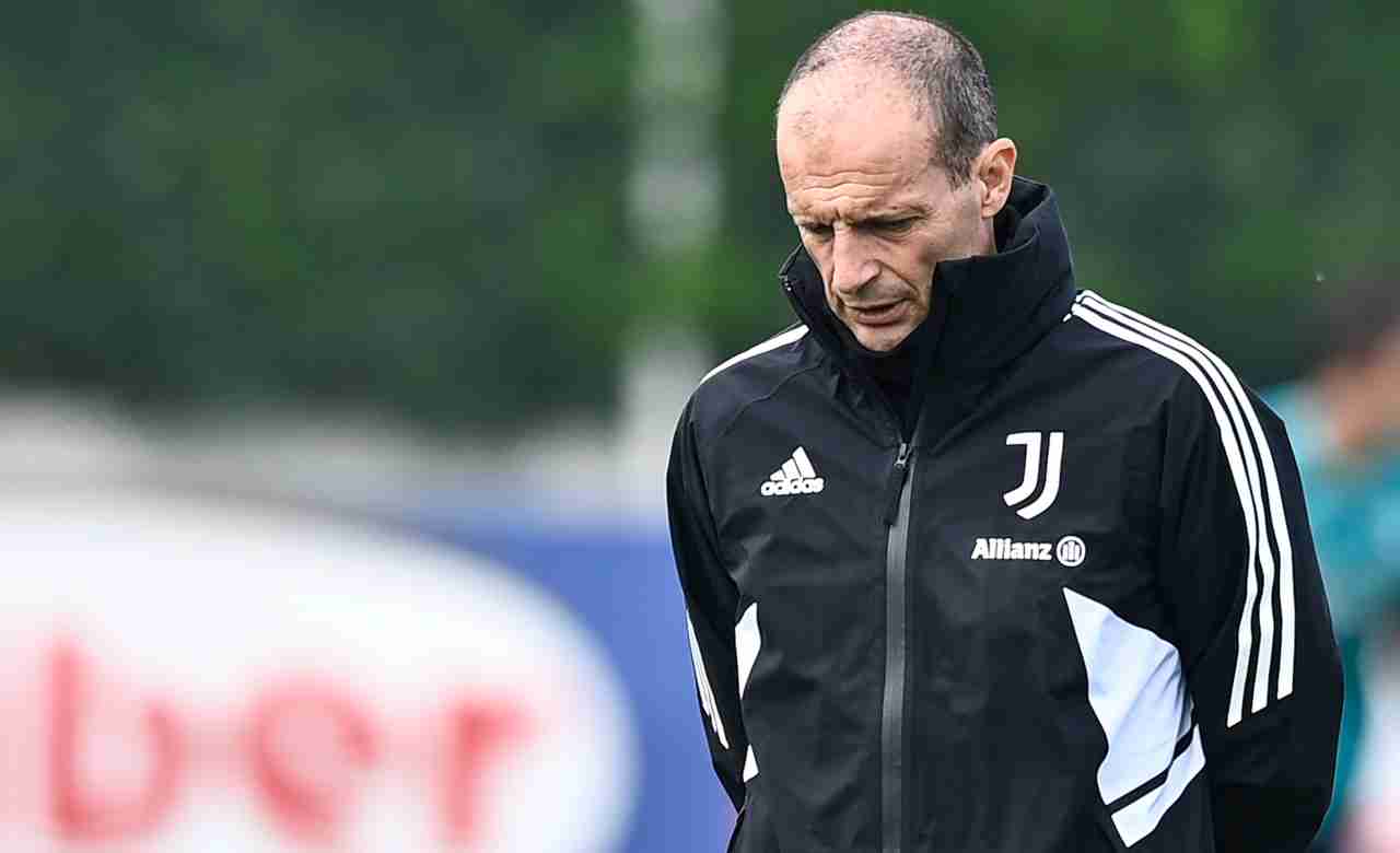 Nuovi problemi per Max Allegri con l'Infortunio di De Sciglio (LaPresse)