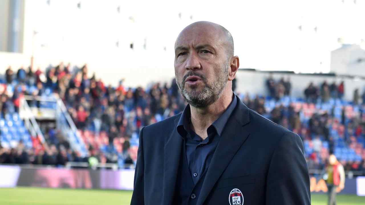 Zenga a Crotone foto laPresse