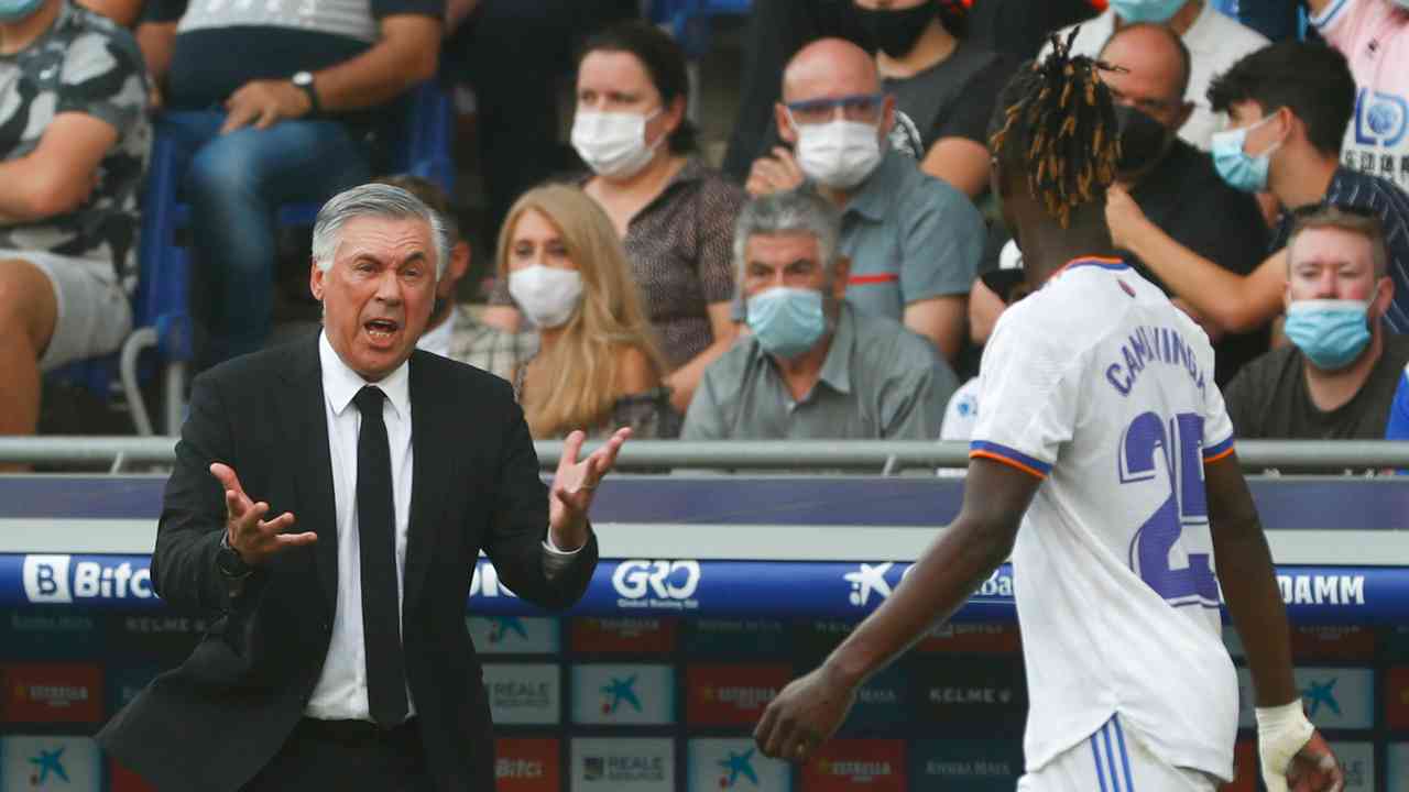 Ancelotti vs Camavinga foto LaPresse