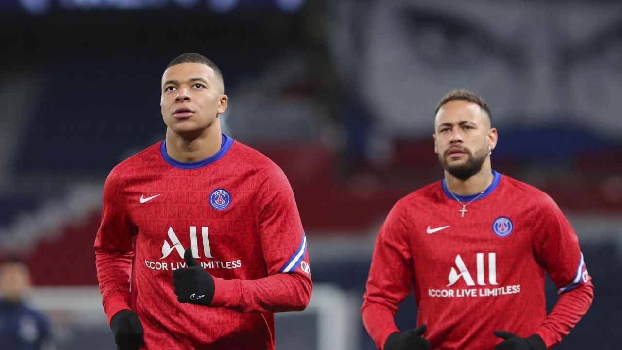 mbappè e neymar foto Lapresse