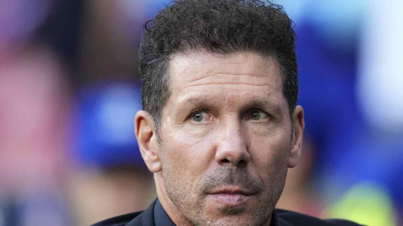 Simeone di striscio - foto laPresse