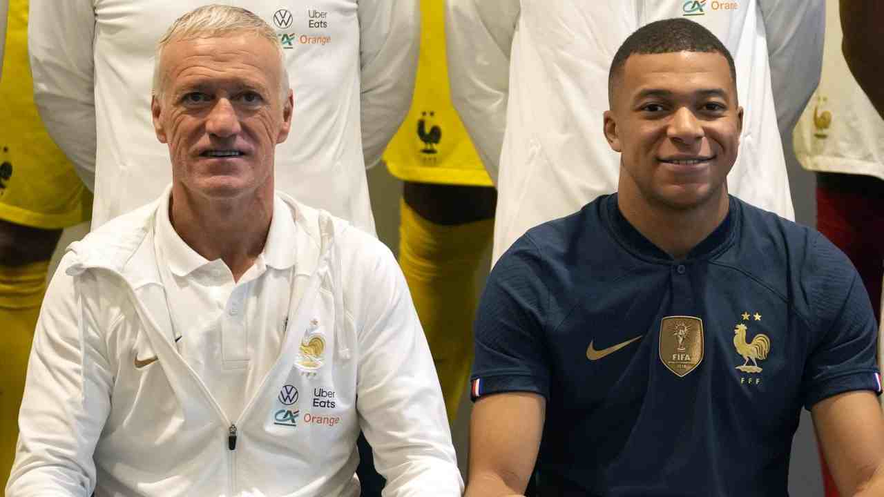 Deschamps e Mbappè foto LaPresse