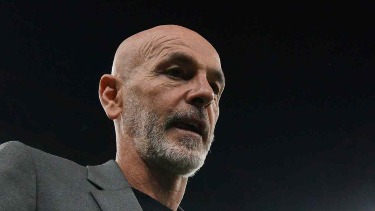 pioli lascia san siro foto LaPresse