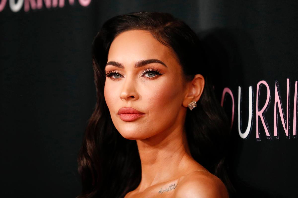 Megan Fox scollatura senza freni 