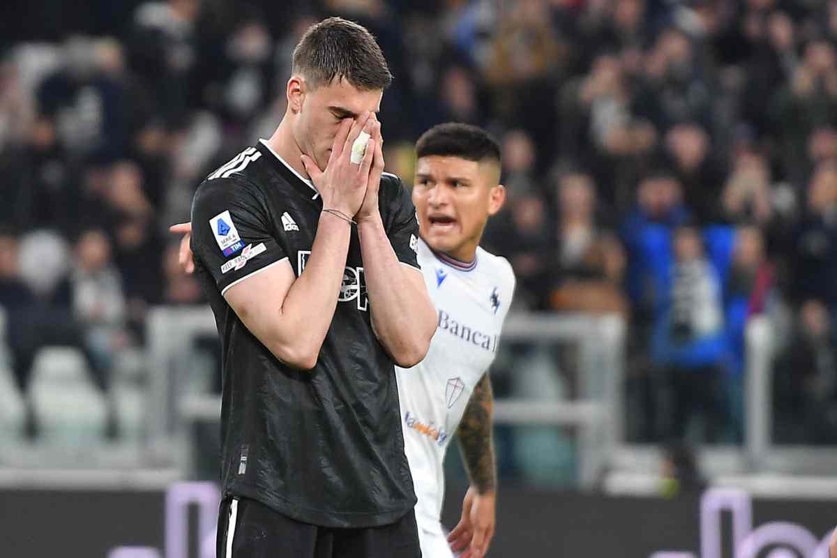 Vlahovic lascia la Juve 