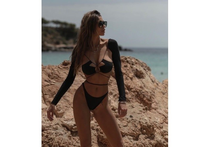 Cristina Buccino Ibiza costume bikini