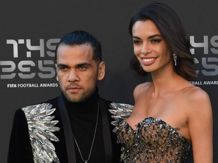 Retroscena moglie Dani Alves