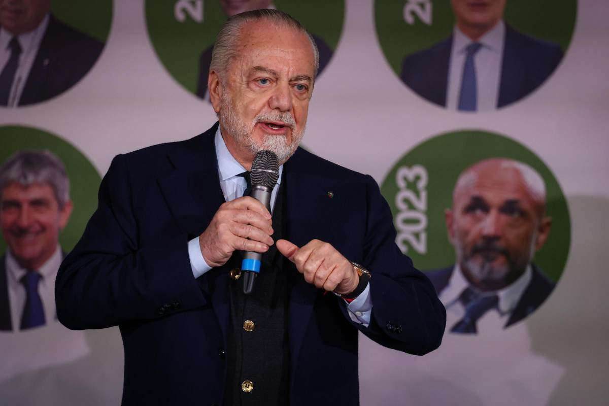 Calciomercato Napoli De Laurentiis rinnovo Kvaratskhelia