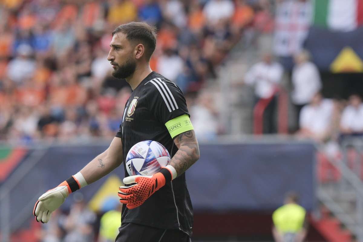Donnarumma in azione 