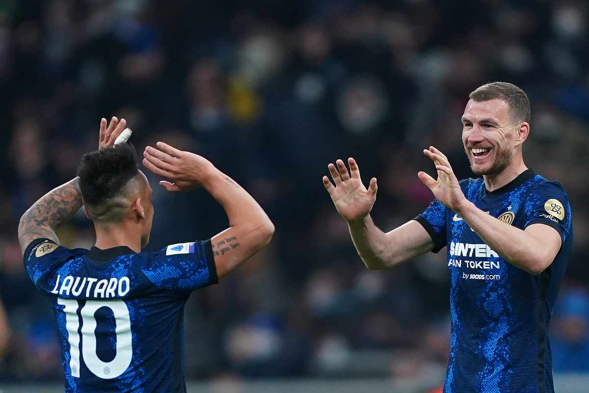 Mercato Inter, il bomber dice addio