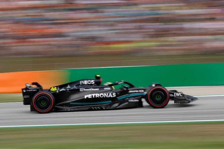 Hamilton vicino al rinnovo con Mercedes