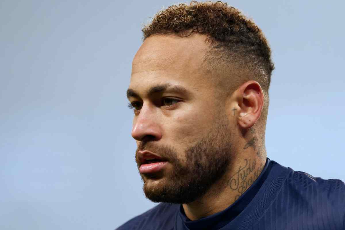 Neymar di nuovo nei guai