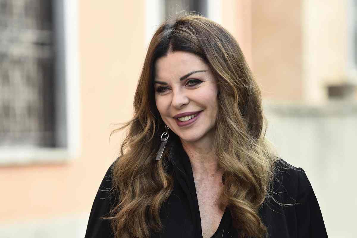 Il flirt di Alba Parietti con il noto calciatore 