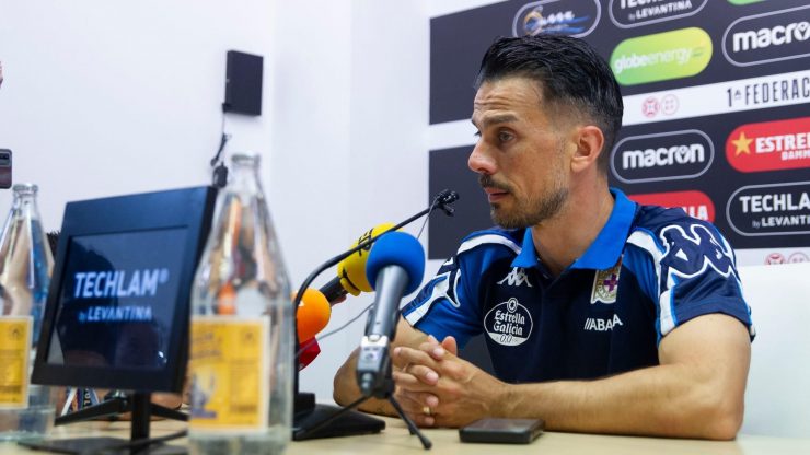 Ruben de la Barrera, allenatore del Deportivo La Coruna
