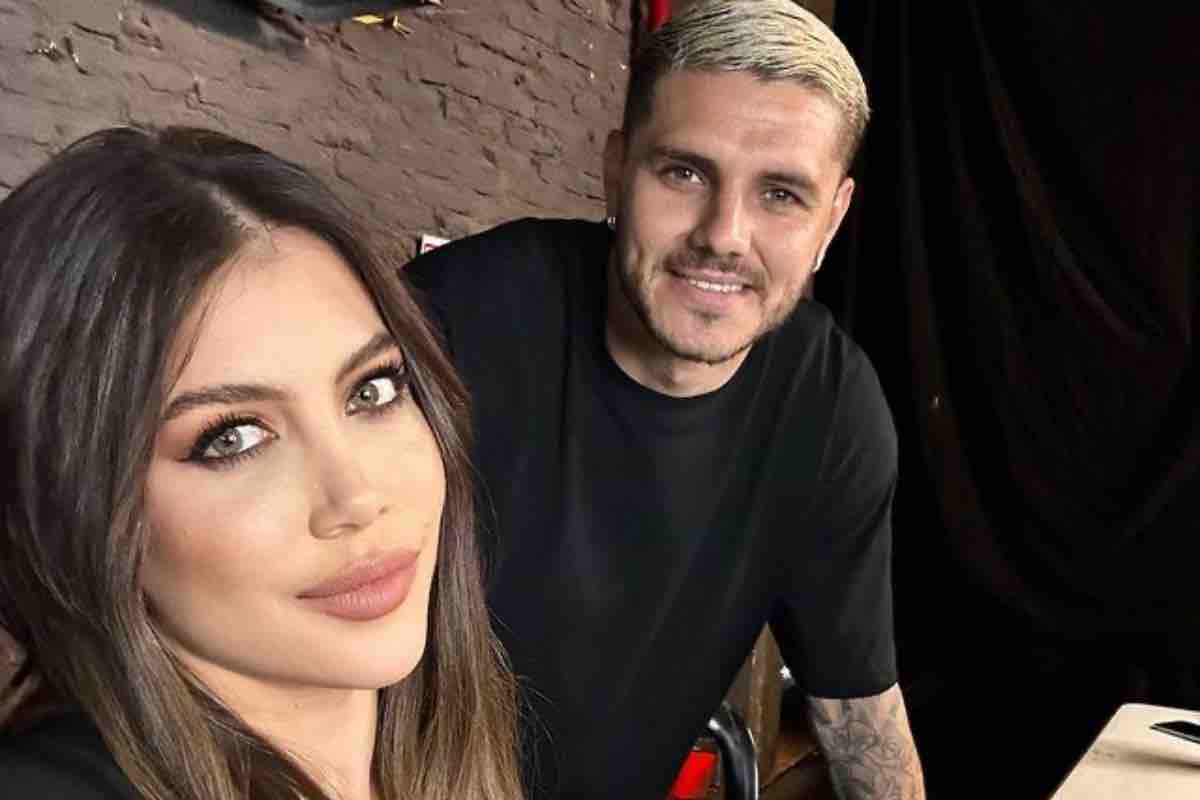 Wanda Nara e Mauro Icardi sorridenti