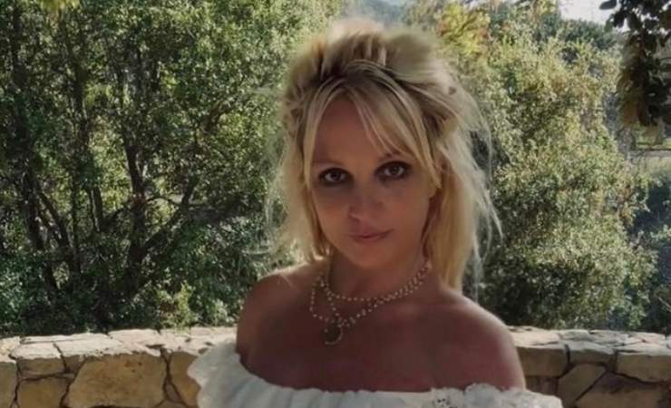 Britney Spears schiaffeggiata da bodyguard di Wembanyama