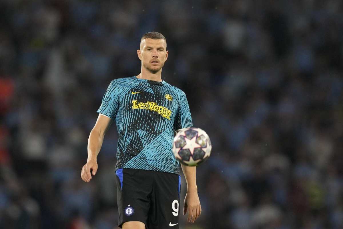 Edin Dzeko poteva restare all'Inter