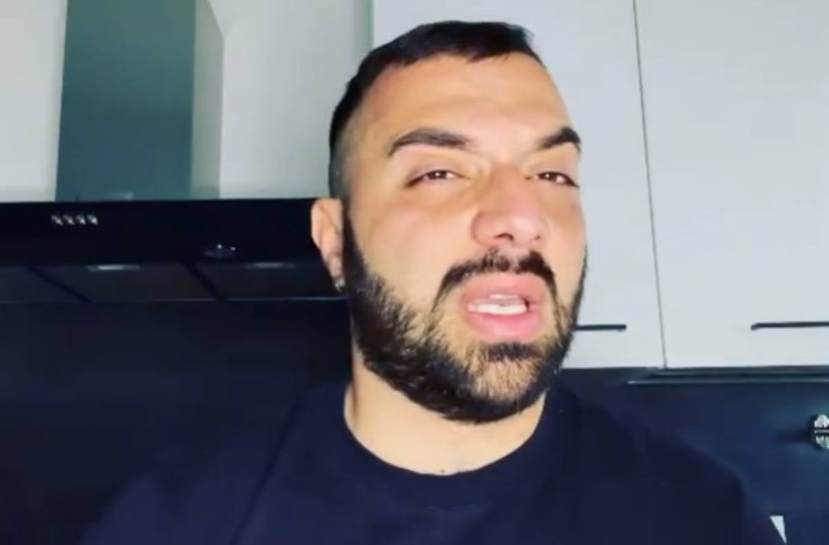 er faina contro la d'urso