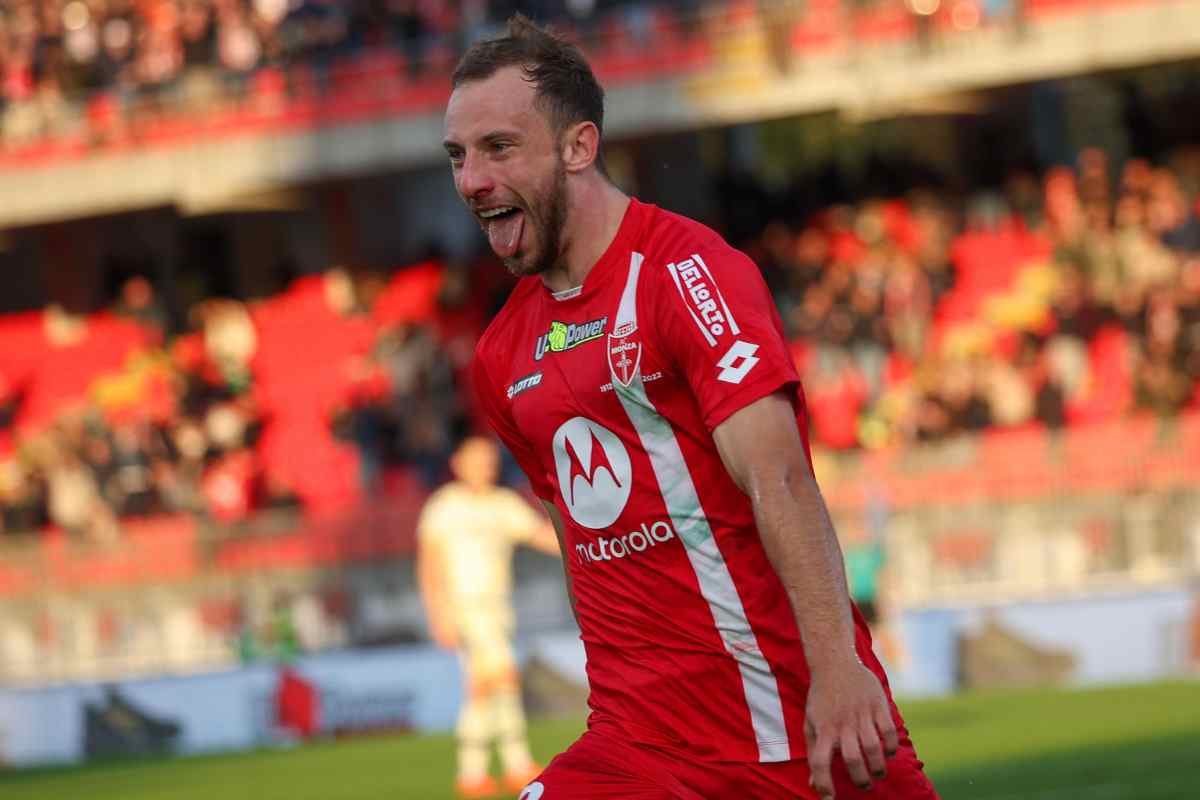Carlos Augusto, accelerata Juve 