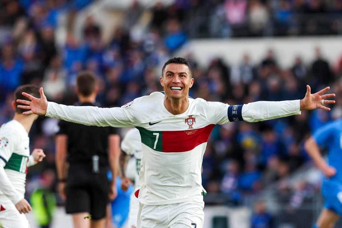 CR7 é ainda mais original: nem Messi é como ele!