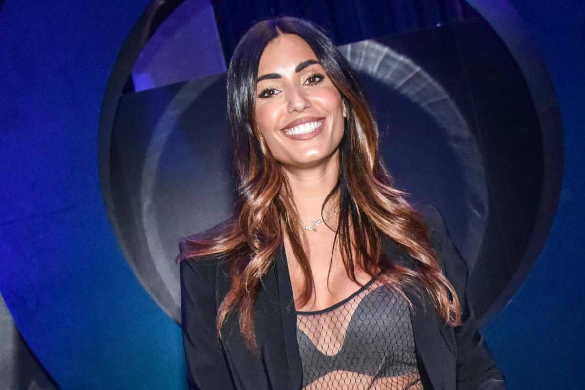 Federica Nargi in costume è semplicemente esagerata